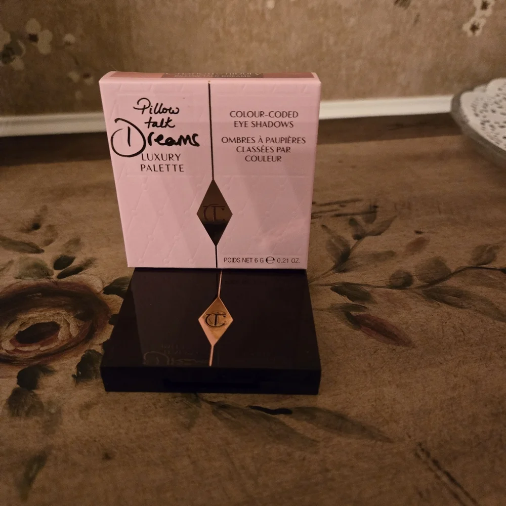Charlotte Tilbury Pillow Talk Dream Luxury Eyeshadow Palette Gift Ready